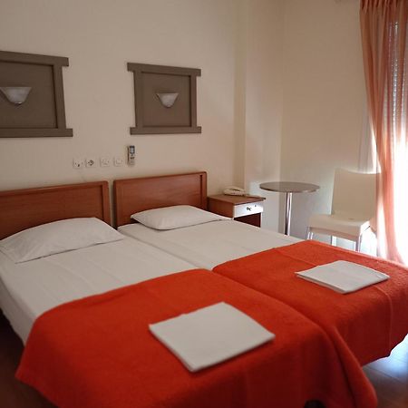 Efstratios Hotel Loutrá Edipsoú Eksteriør bilde