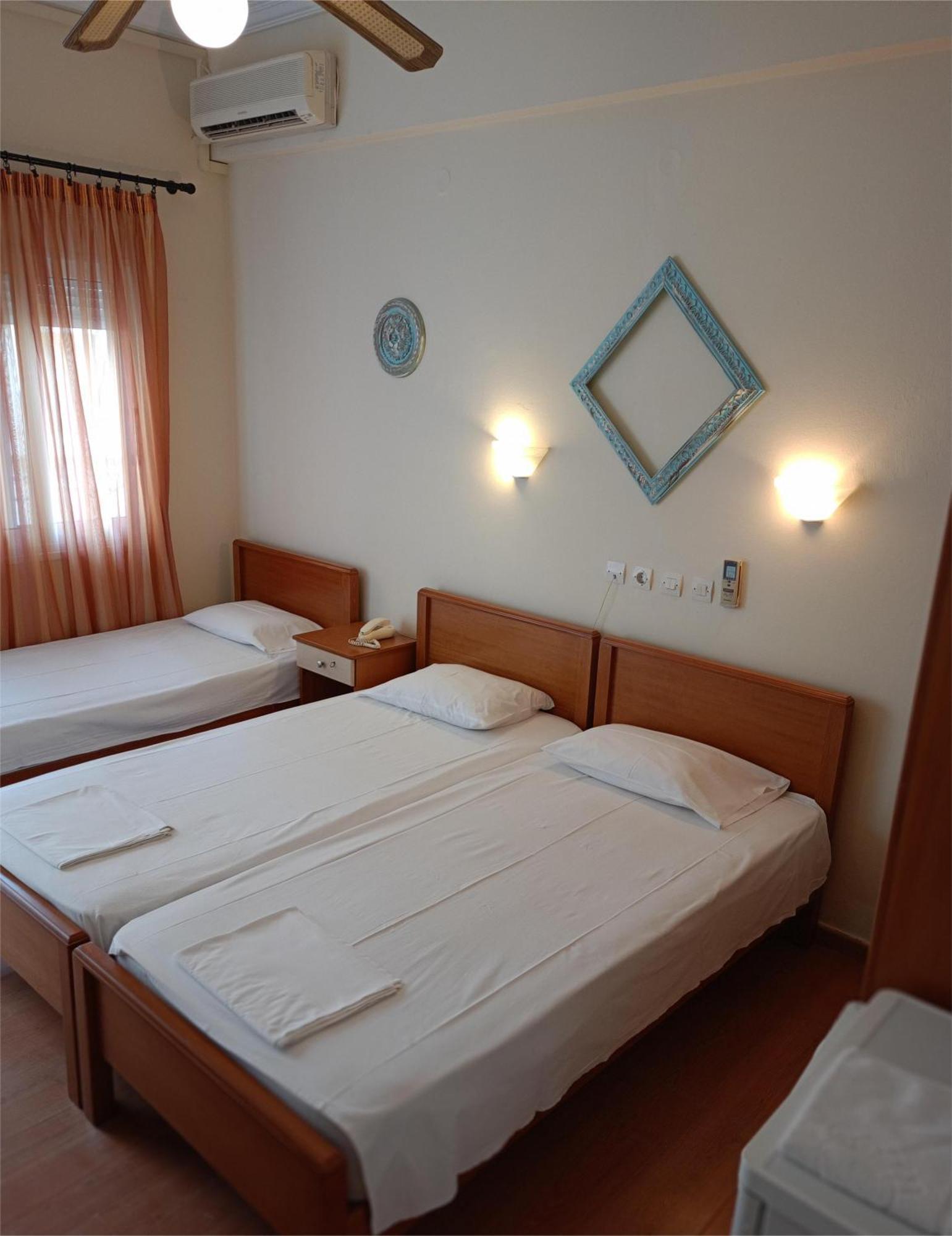 Efstratios Hotel Loutrá Edipsoú Eksteriør bilde
