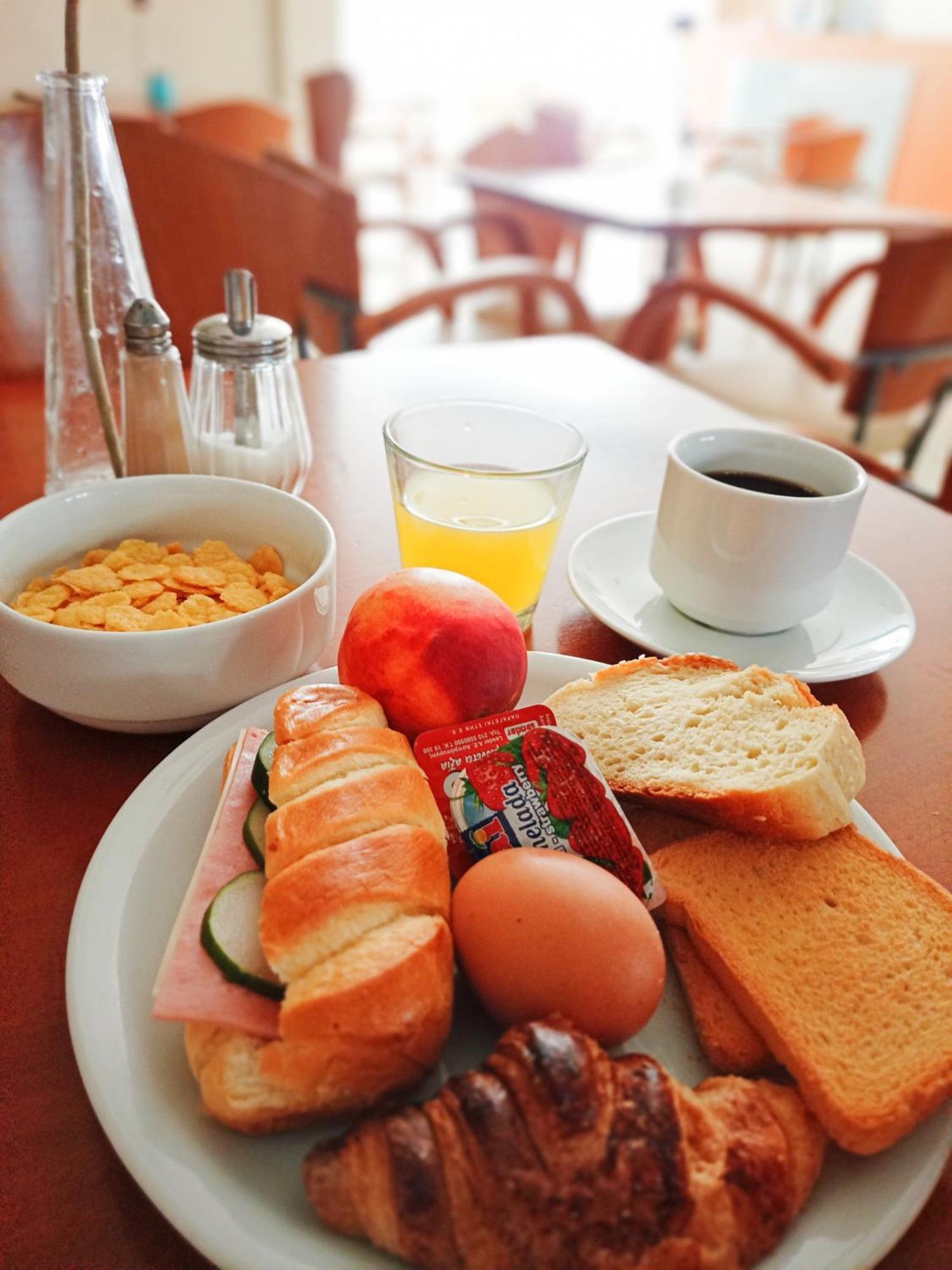 Efstratios Hotel Loutrá Edipsoú Eksteriør bilde