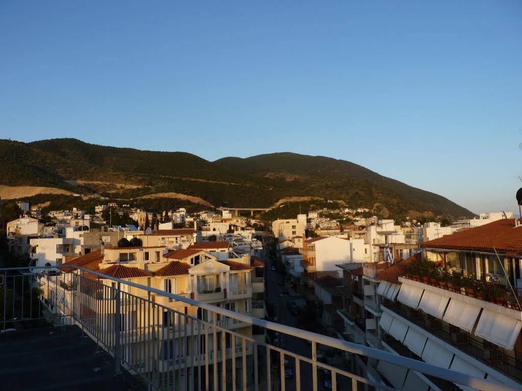 Efstratios Hotel Loutrá Edipsoú Eksteriør bilde